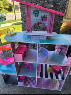 Doll house