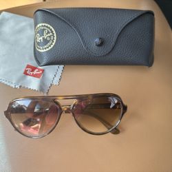 Ray-Ban Aviator Sunglasses 