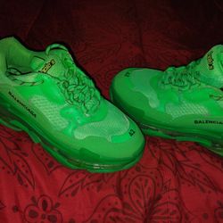 Crayon Green Balenciaga's