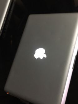 MacBook Pro i5 processor 8 GB memory ram 320 GB hardrive 2012
