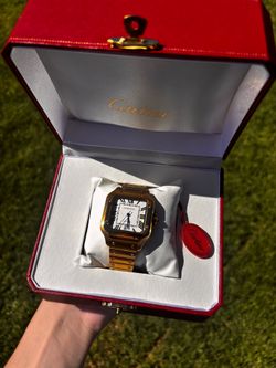 (500$)Cartier Santos Watch
