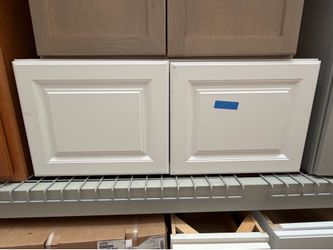 White upper kitchen cabinets