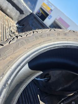 2 Falken tires