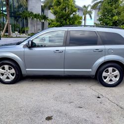 2010 Dodge Journey Se Third Row Seating!