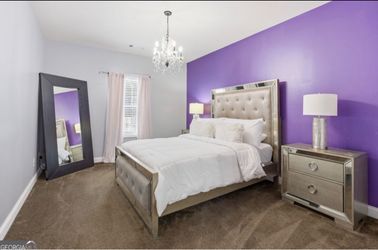 3 queen bed with night stands