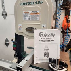 Grizzly 14" Deluxe  Bandsaw and Portable Base
