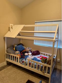 Twin bed