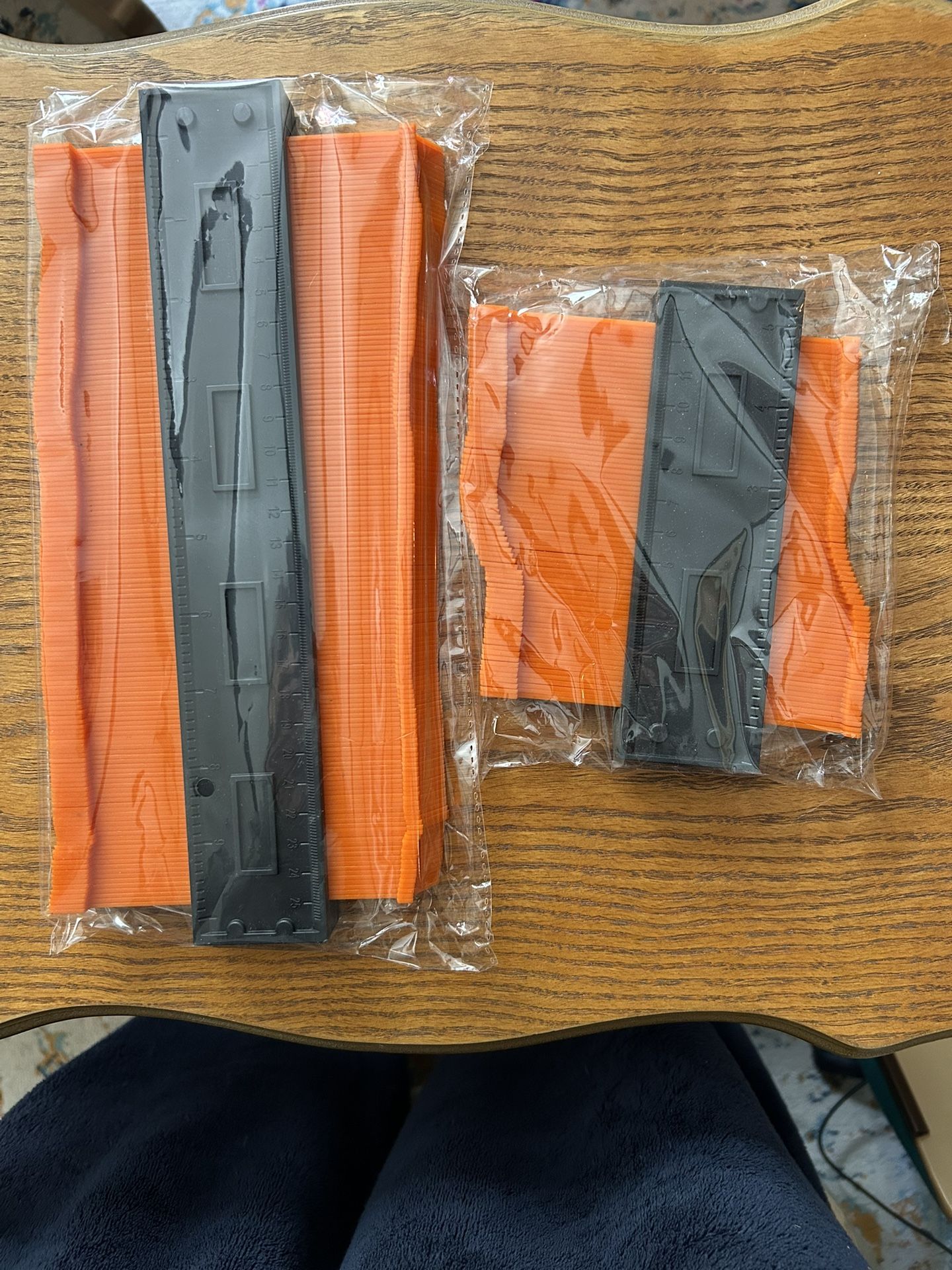 Two Contour Gauges