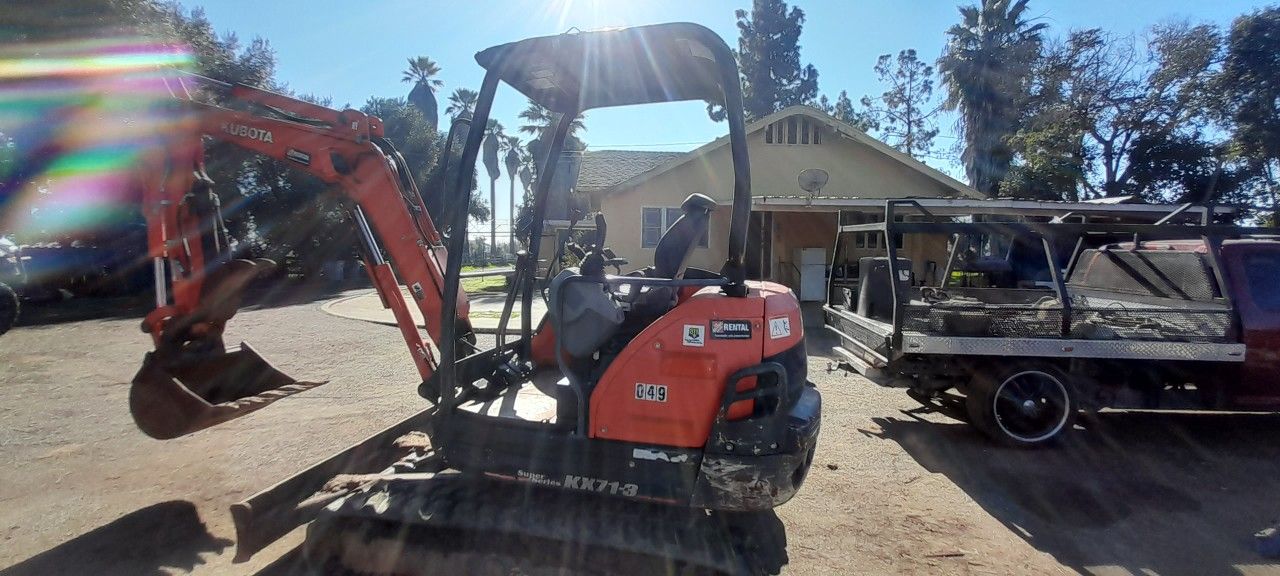 2016 Kubota 1650 Hrs