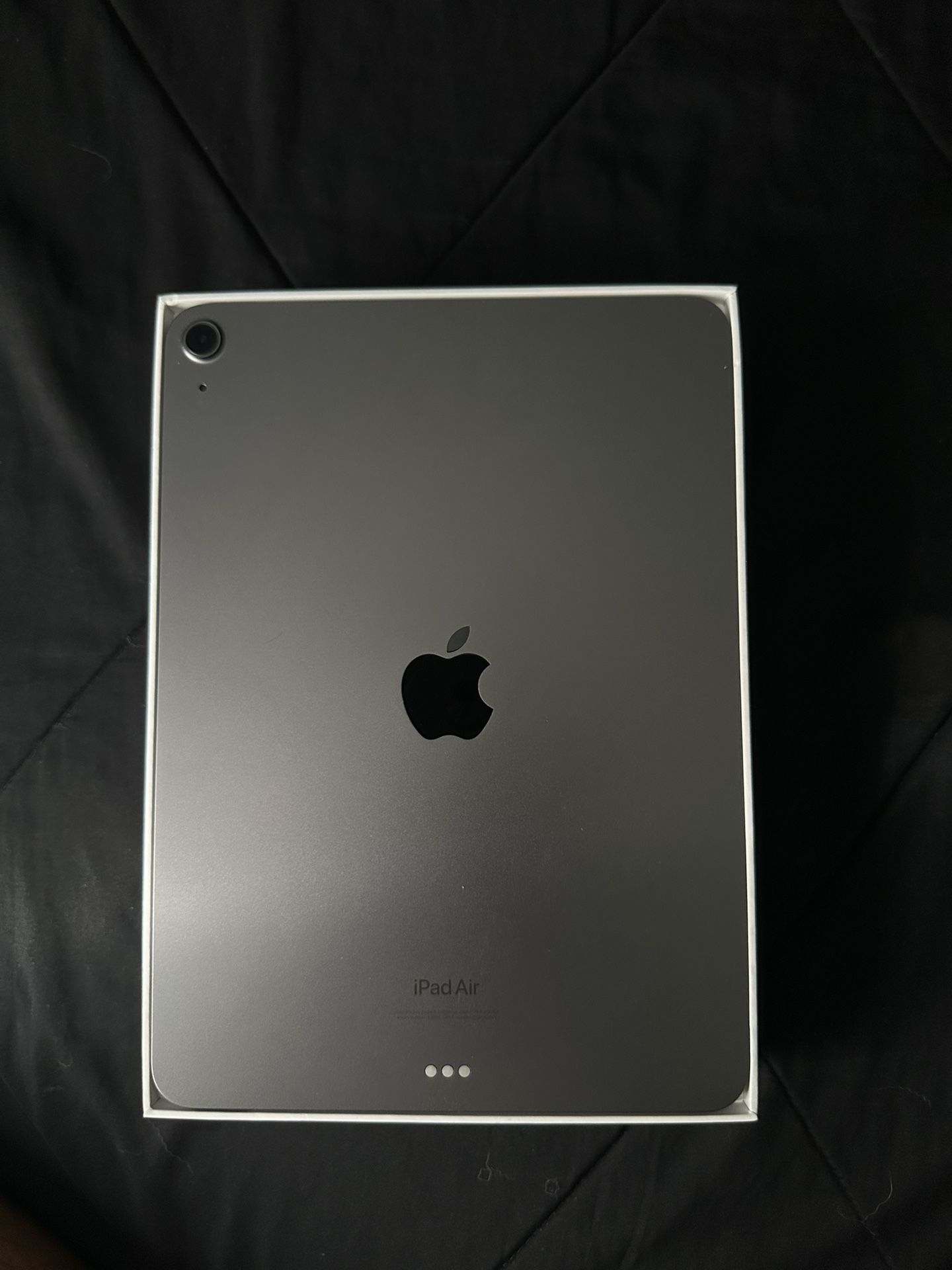 iPad Air 5th Generation + Apple Pen
