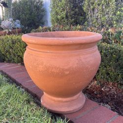 Vintage Footed Bowl Terracotta Garden Planter Pot Medium Garden Decor Clay Pottery Succulents Flower Trees Herbs Plants Pedestal