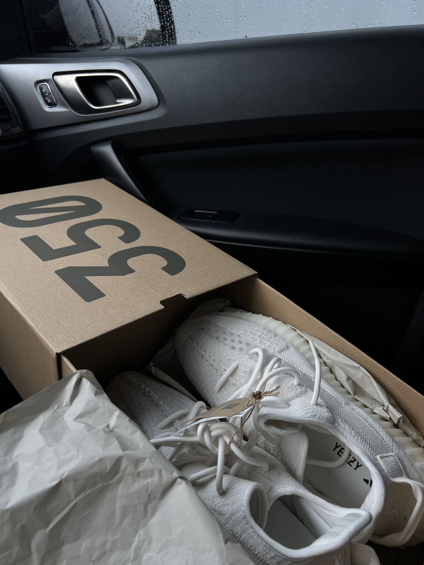 Yeezy Adidas Boost 350 V2 Boost 'Bone' | White