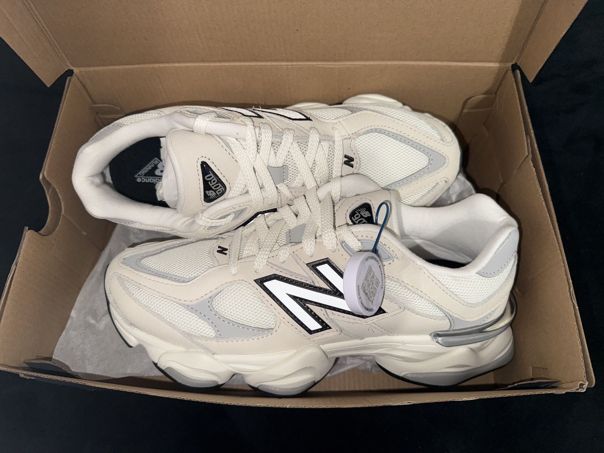 New balance 9060 sea salt raincloud black