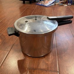 Vapor pot steamer