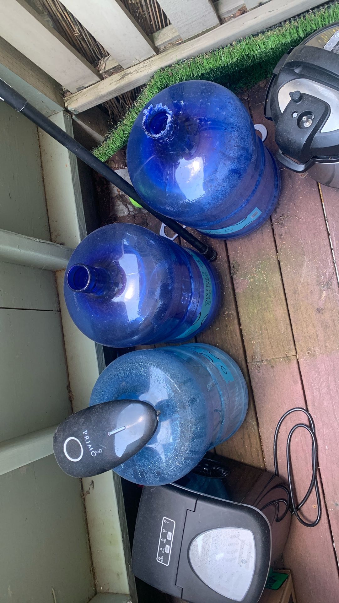 Water Jugs With Dispenser