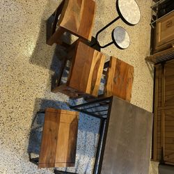 Assorted Stands/tables