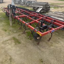 15’ Unverferth Perfecta Springtooth