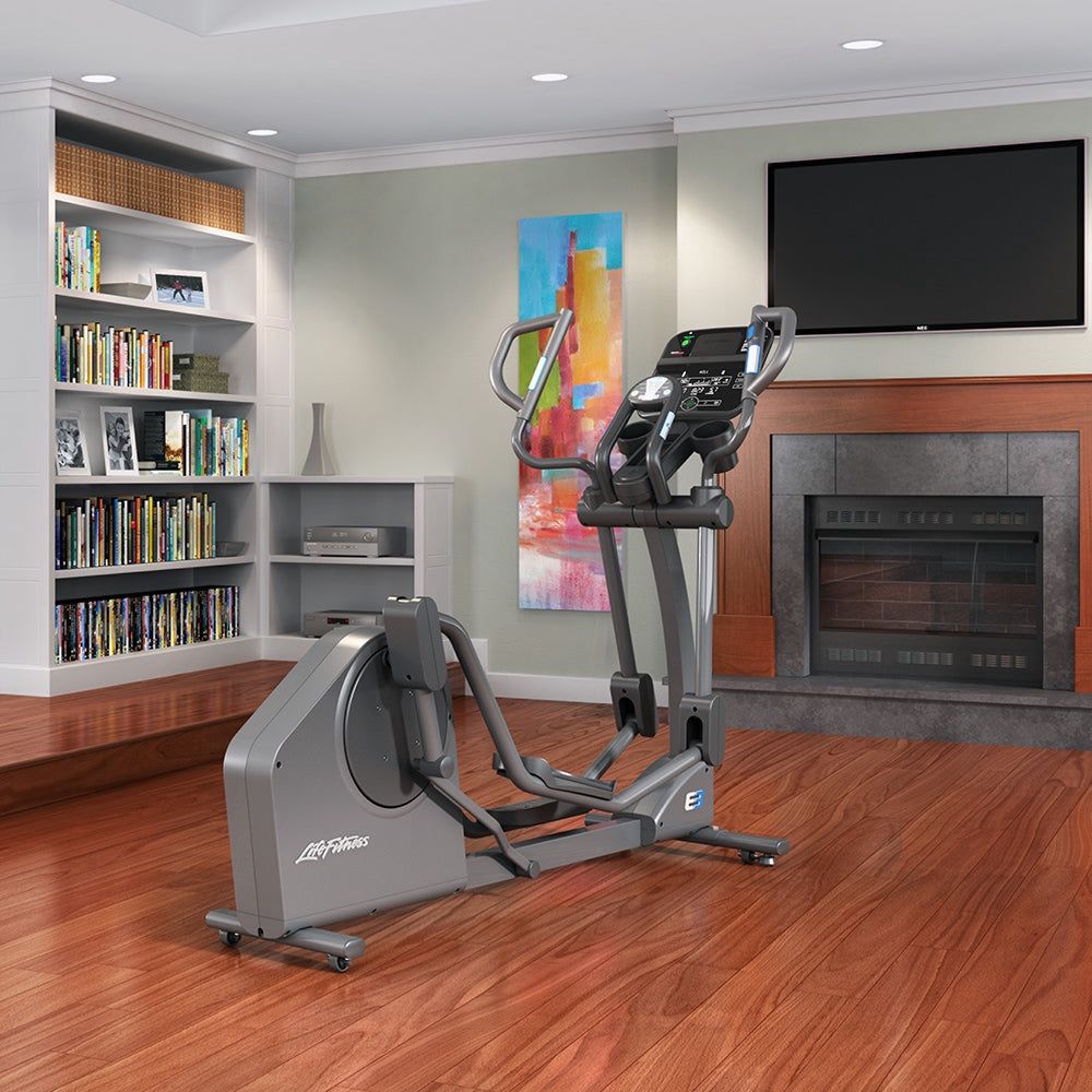 New!! Life Fitness E3 ELLIPTICAL CROSS-TRAINER (Brand New Out Of The Box)