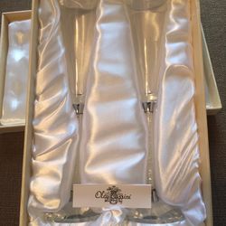 🥂 Oleg Cassini Crystal Diamond Flutes 🥂