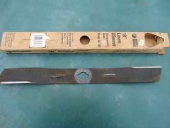 Lawn mower extra blade