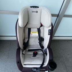 Safety 1st EverSlim Car Seat – Clean, Great Condition