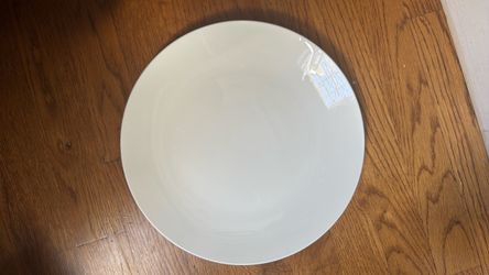 White Ceramic Dinner Plate