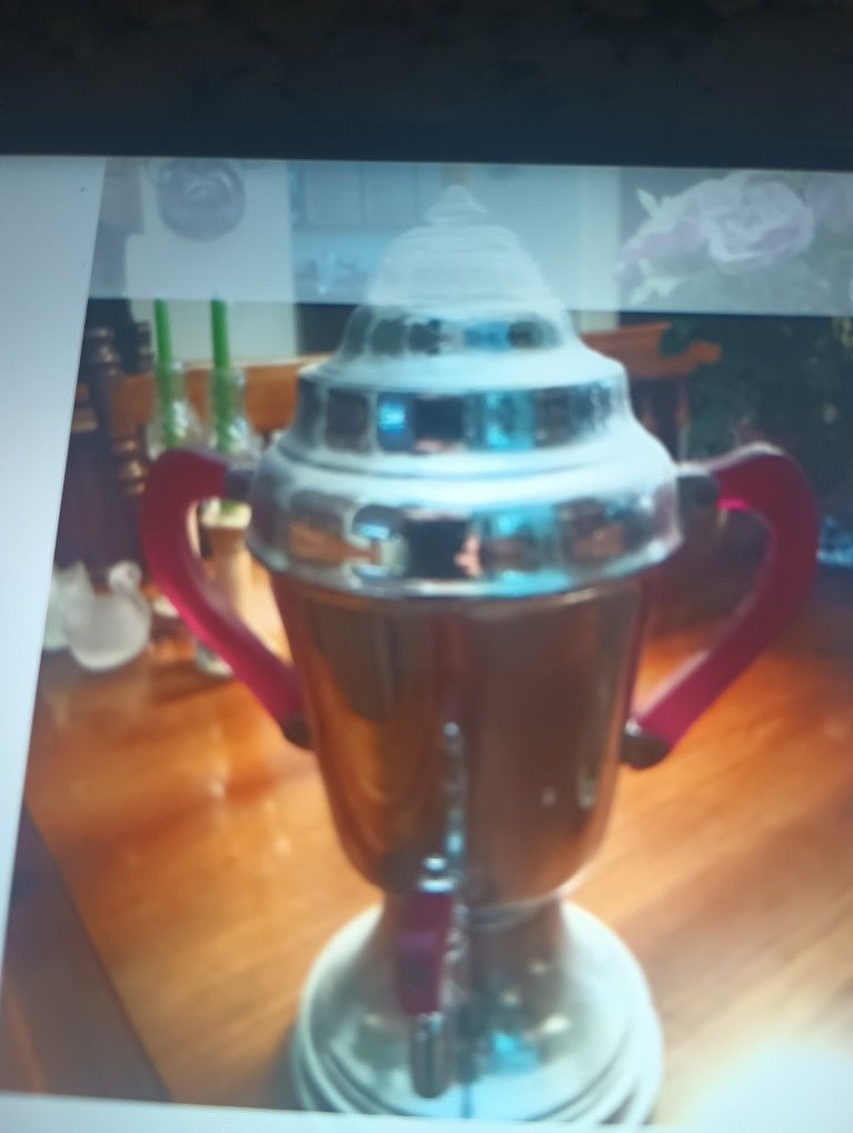 Got An Antique Coffee Thing And A Spritzer That's When They're Made Of Silver