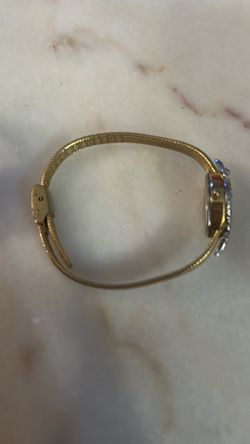 Gold bracelet