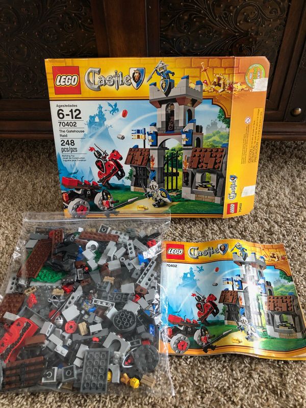 Lego Castle The Gatehouse Raid 70402 For Sale In Wauconda Il