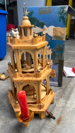 Candle Holder Wooden Pirámide