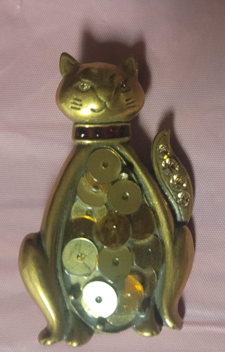 Cat Broach