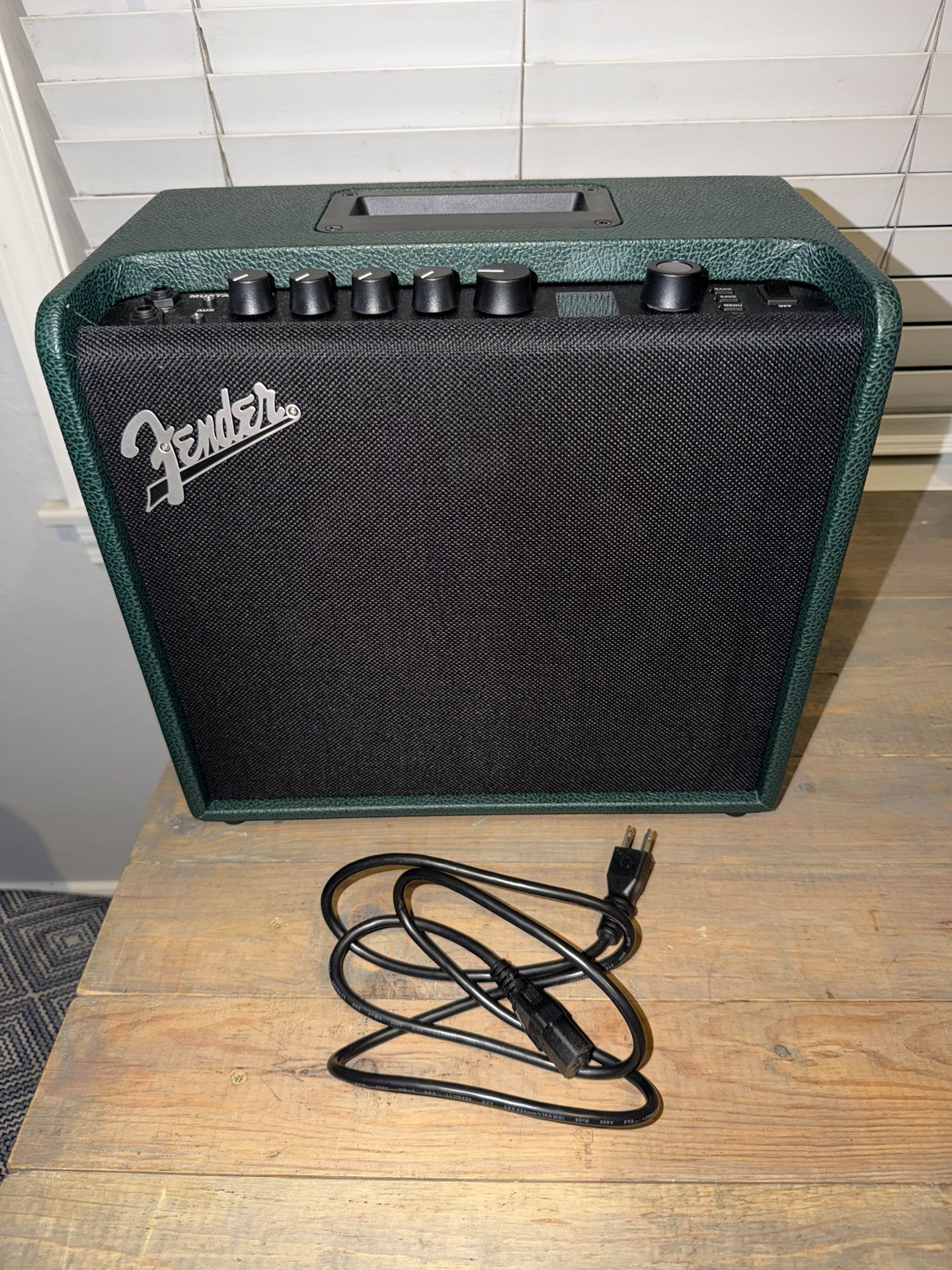 Fender Mustang Green LT25 AMP