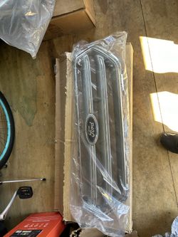 Grille 2017-2019 FORD ESCAPE