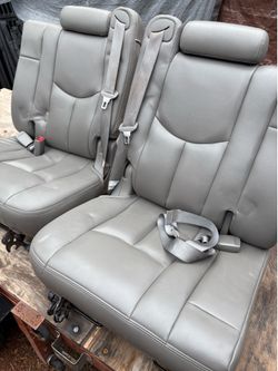 Rear seats for Tahoe/Yukon 2004-07