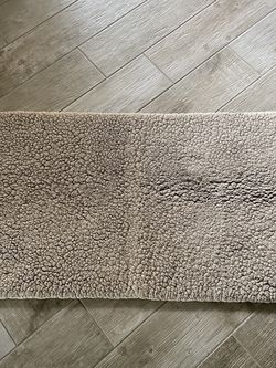 (2) Neutral Bath Mats