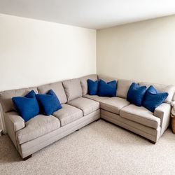 King Hickory L Shape Sleeper Sofa Sectional