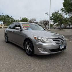 2013  Hyundai Genesis
