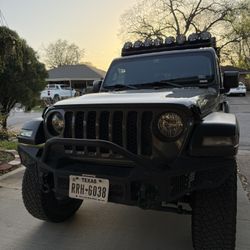 2020 Jeep Gladiator Sport S