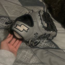 Ssk Glove 80 Bucks Need It Gone Fast!!