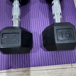 2 SETS OF DUMBBELLS - 15 & 30 LBS