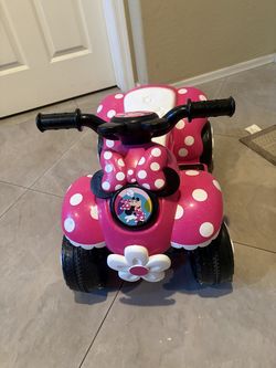 Minnie motorized car