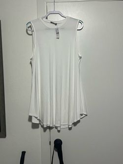 Lane Bryant White Flowy Tank Top – Size 18/20 – New With Tags.”