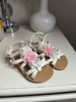 BABYGIRL SANDALS