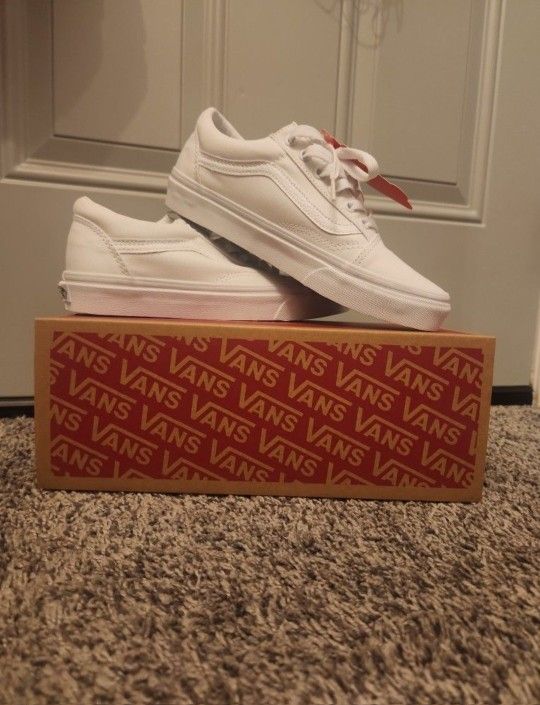Old Skool White Vans Brand New Women Men