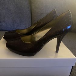 Anne Klein Leather Heels- Women’s Size 7 1/2
