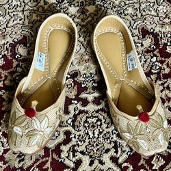 Mojari Shoes - New