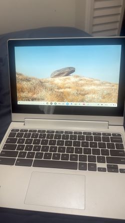 Rare clothes, 2 Kayaks, Big samsung smart tv, new chromebook idea pad flex 3