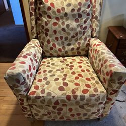 Leaf Pattered Lift Chair 