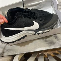 Nike Shoes Size 9
