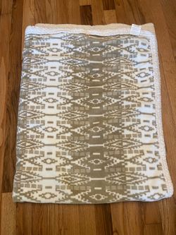 Used Eddie Bauer Blanket